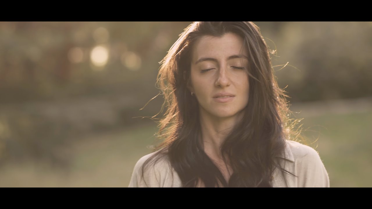 Miniatura del vídeo «Nina»